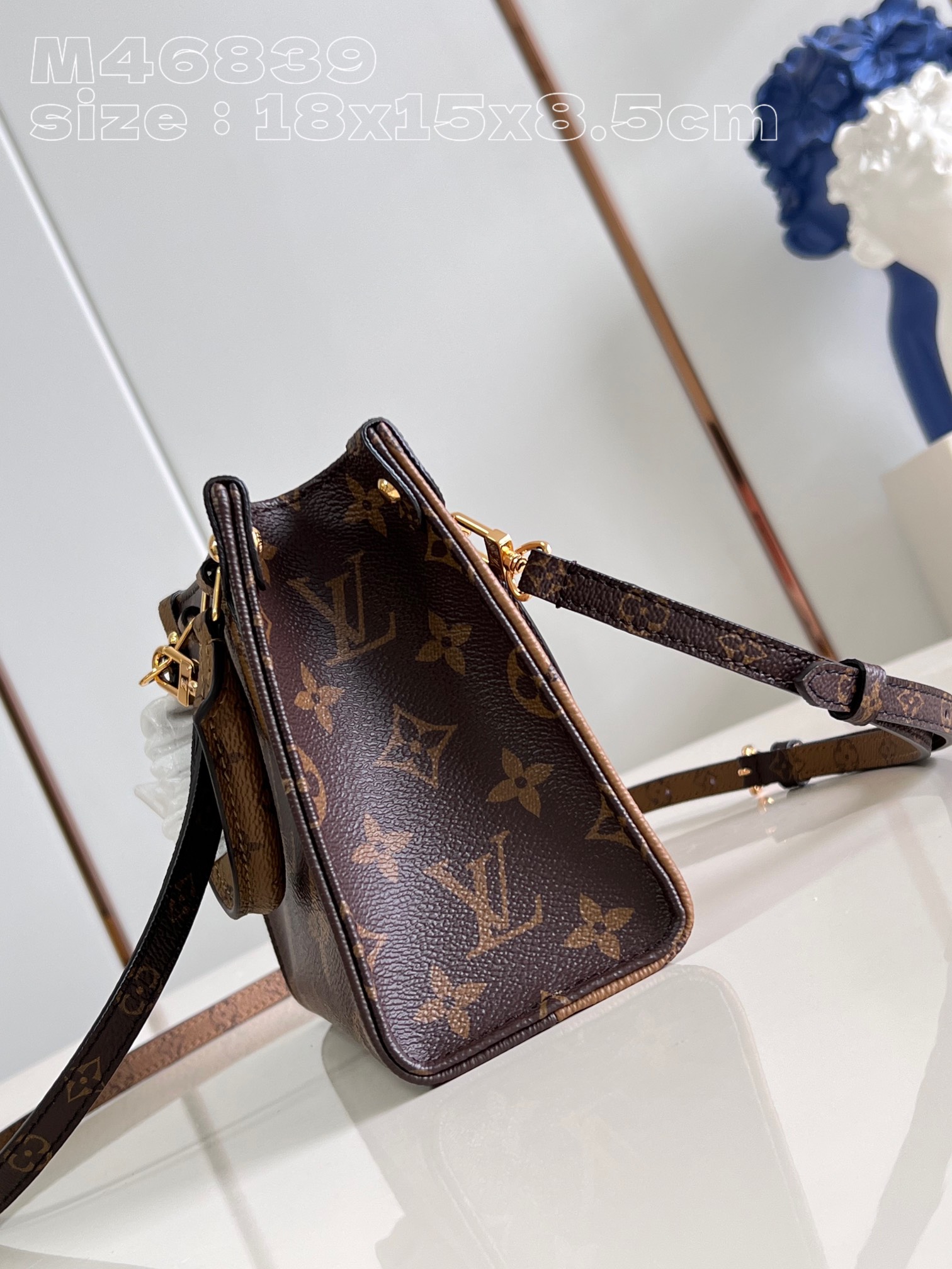 Louis Vuitton Shopping Bags